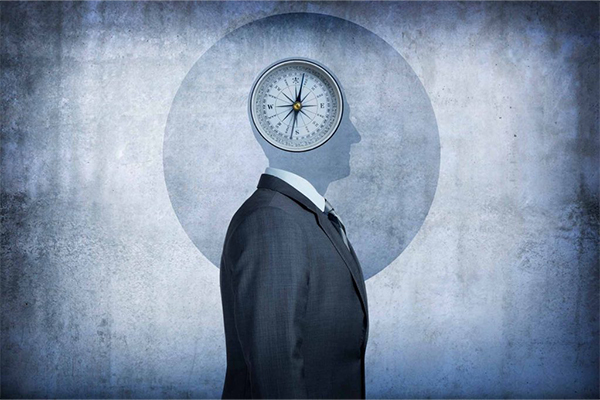نشخوار فکری چیست؟ (10 راهکار برای کاهش علائم در سی دقیقه) 1 نشخوار فکری چیست؟