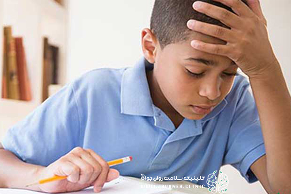 اضطراب امتحان چیست؟ (بهترین راهکارها برای درمان آن) 1 اضطراب امتحان چیست؟
